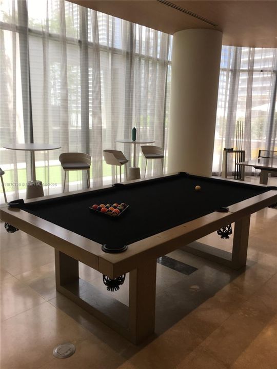 Recientemente alquilado: $3,900 (1 camas, 2 baños, 792 Pies cuadrados)