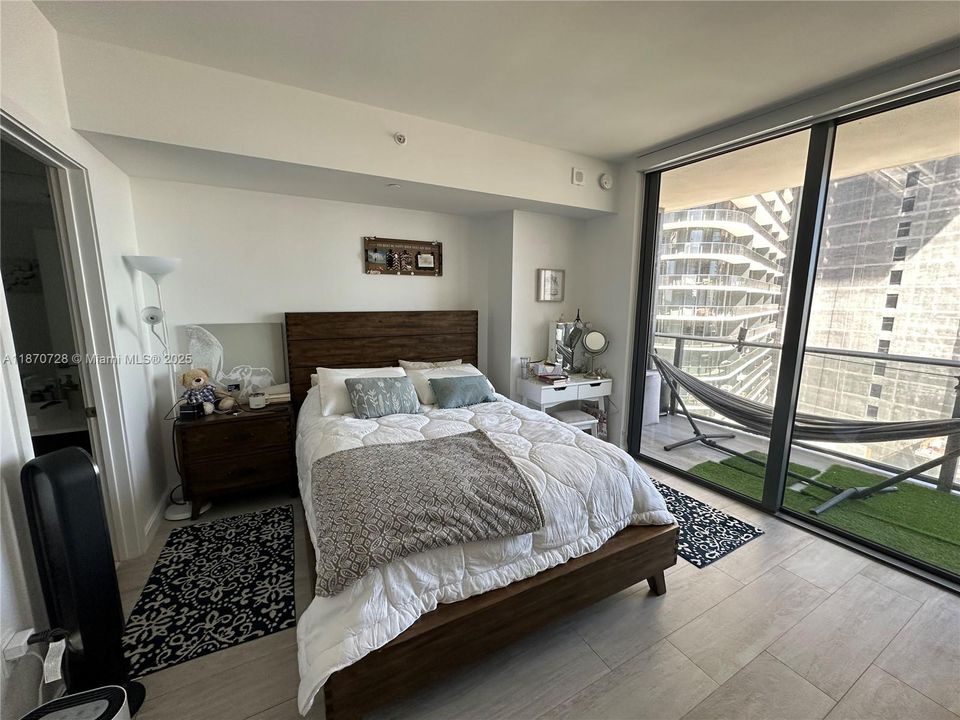 Recientemente alquilado: $3,900 (1 camas, 2 baños, 792 Pies cuadrados)