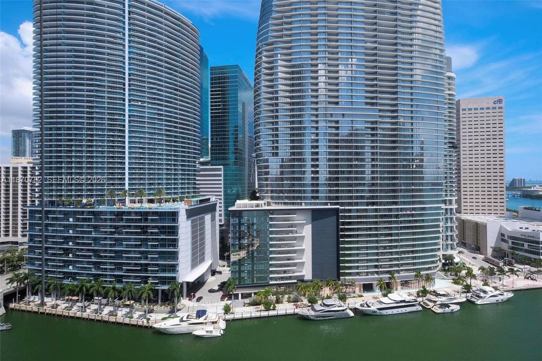 Views of the Aston Martin & downtown Miami!