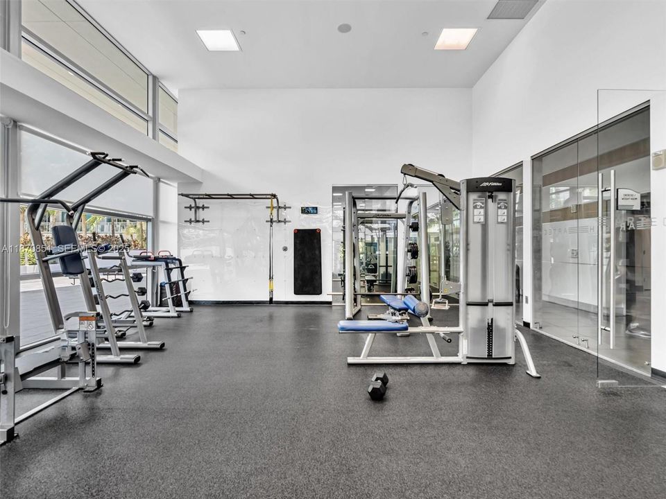 For Sale: $799,000 (2 beds, 3 baths, 1552 Square Feet)