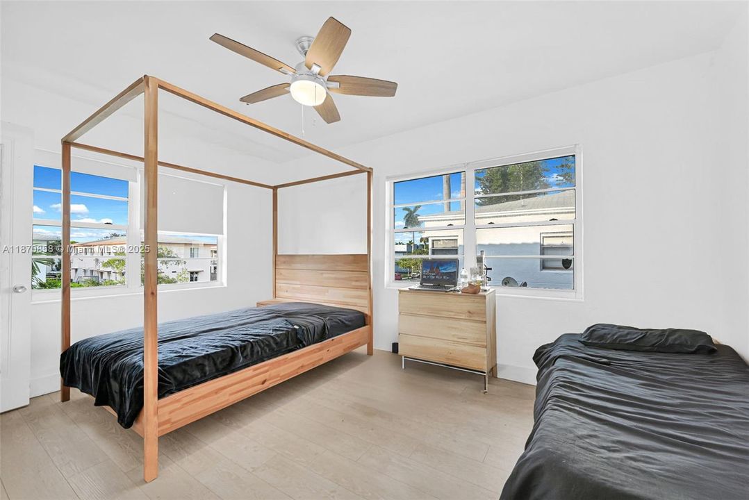 待售: $1,430,000 (0 贝兹, 0 浴室, 3784 平方英尺)