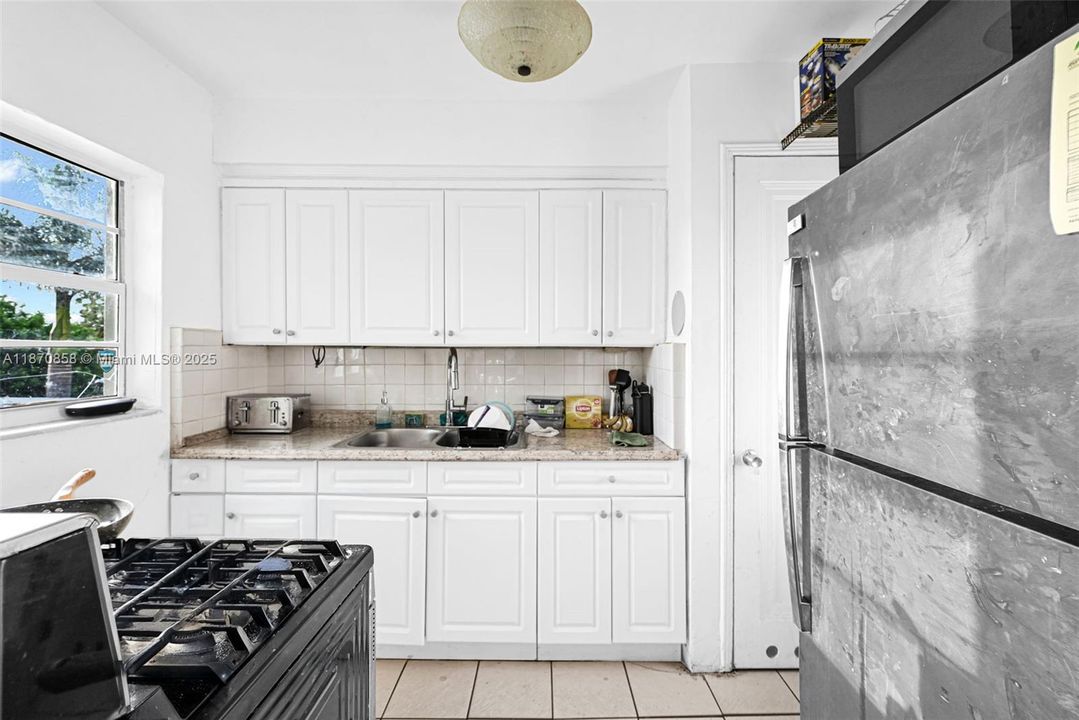 待售: $1,430,000 (0 贝兹, 0 浴室, 3784 平方英尺)