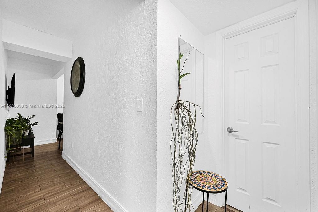 待售: $1,430,000 (0 贝兹, 0 浴室, 3784 平方英尺)