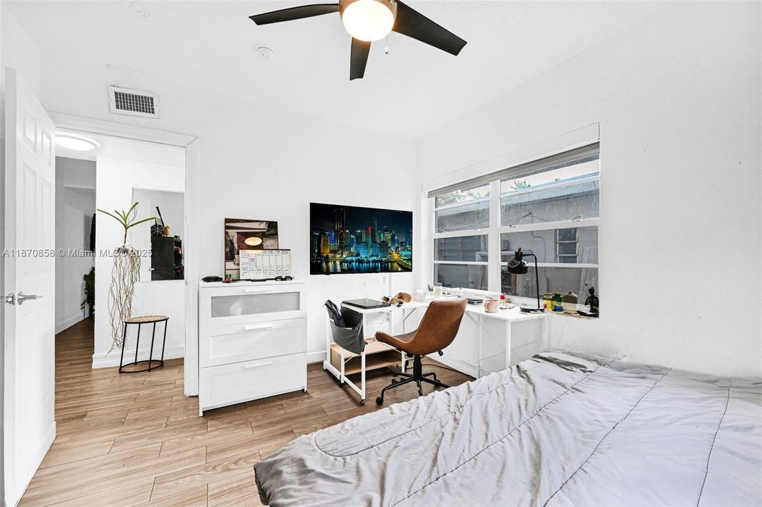 待售: $1,430,000 (0 贝兹, 0 浴室, 3784 平方英尺)