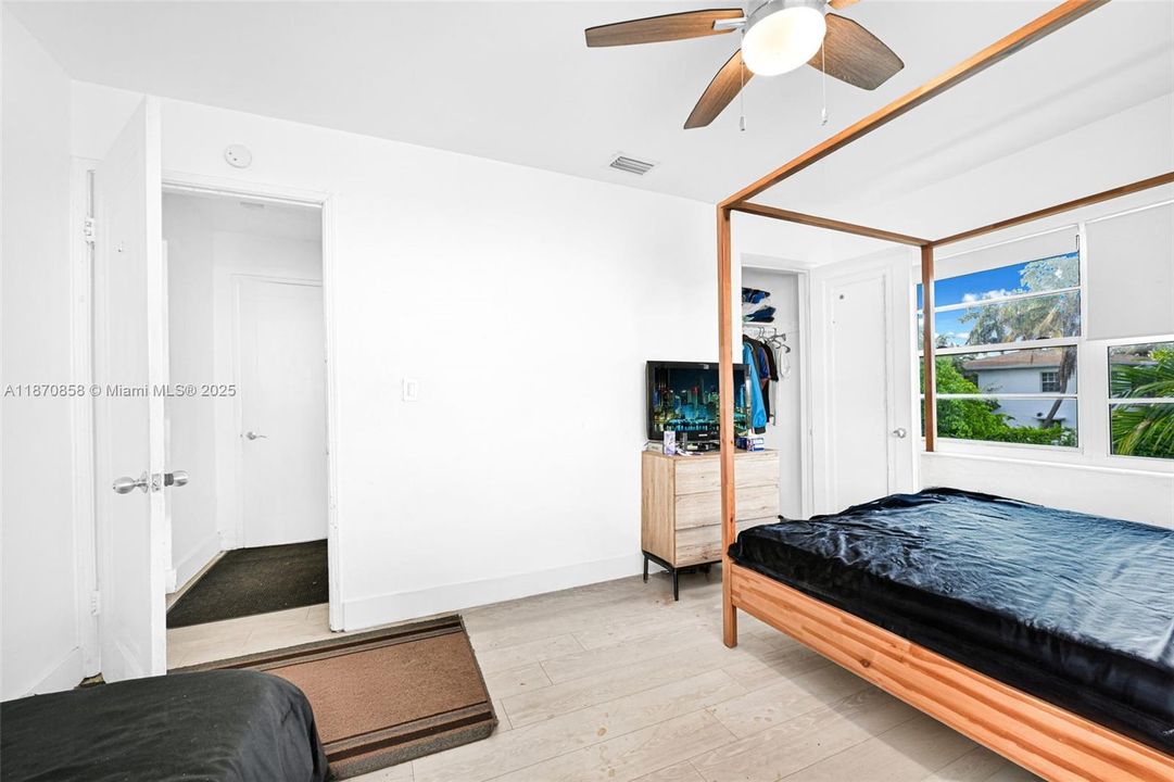 待售: $1,430,000 (0 贝兹, 0 浴室, 3784 平方英尺)