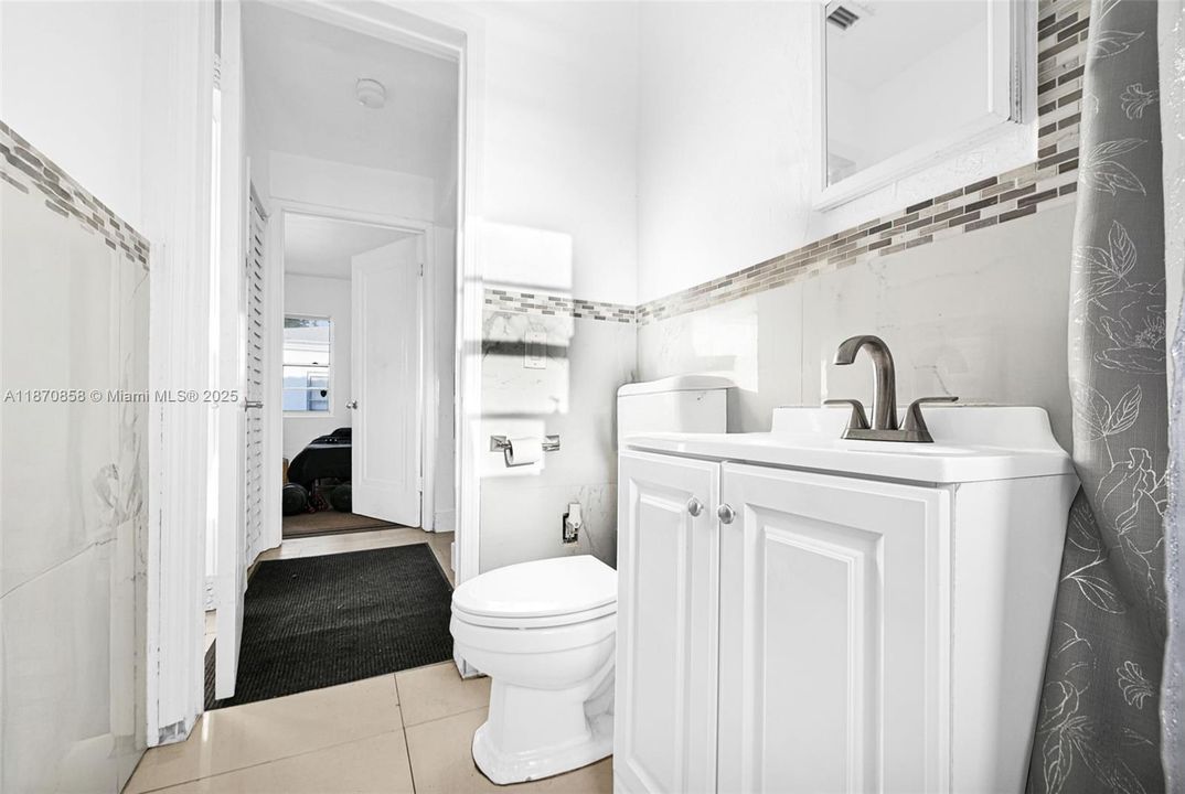 待售: $1,430,000 (0 贝兹, 0 浴室, 3784 平方英尺)