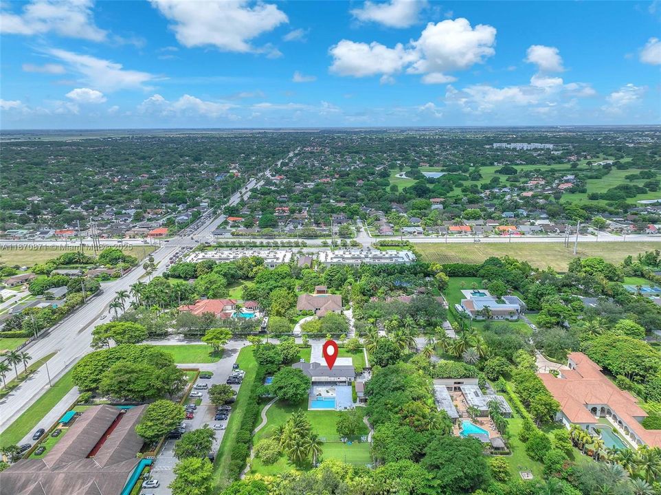 For Sale: $2,500,000 (5 beds, 5 baths, 2745 Square Feet)