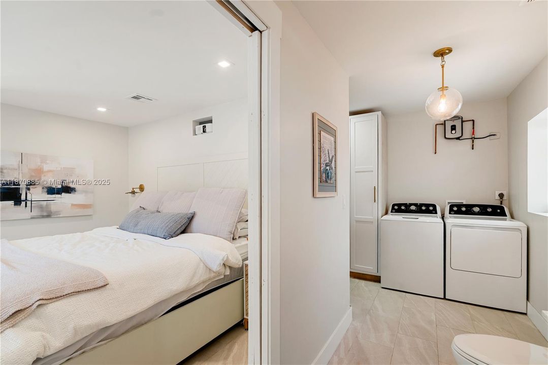 En Venta: $639,000 (3 camas, 2 baños, 1295 Pies cuadrados)