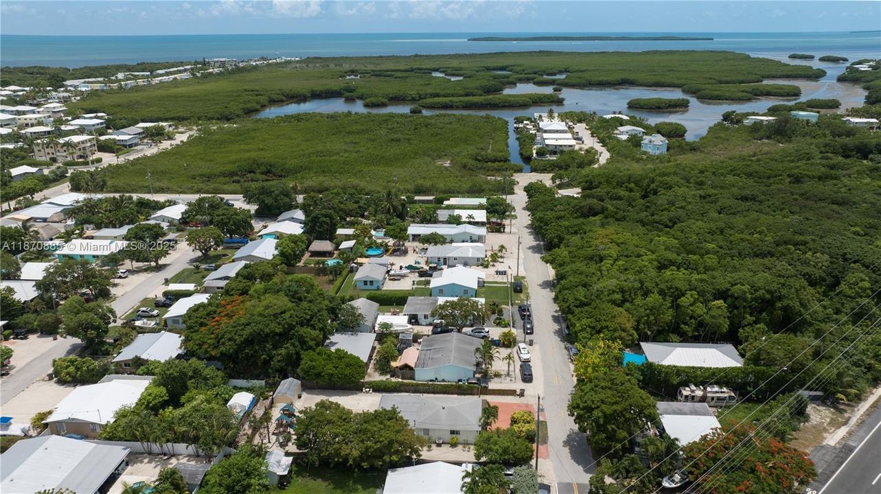 En Venta: $639,000 (3 camas, 2 baños, 1295 Pies cuadrados)