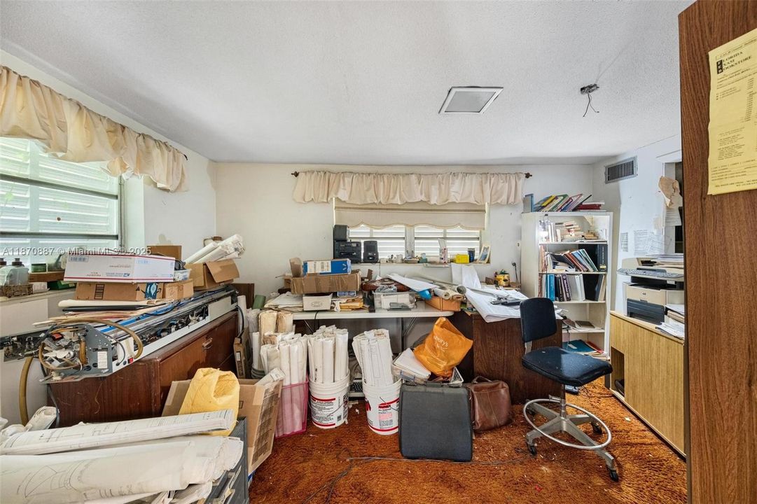 For Sale: $1,100,000 (4 beds, 3 baths, 3363 Square Feet)