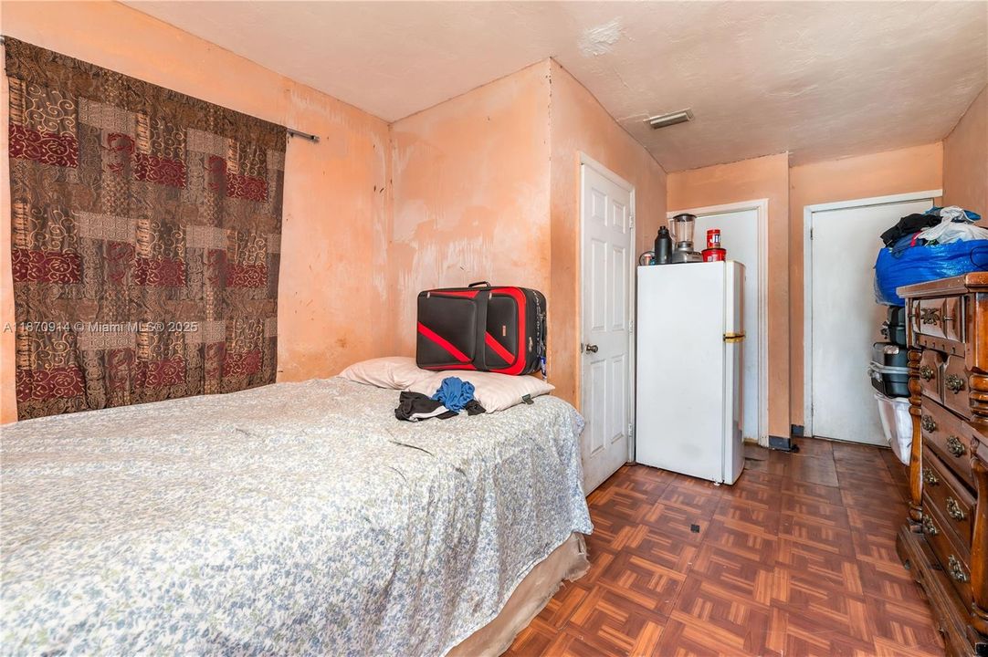 待售: $679,900 (0 贝兹, 0 浴室, 2318 平方英尺)