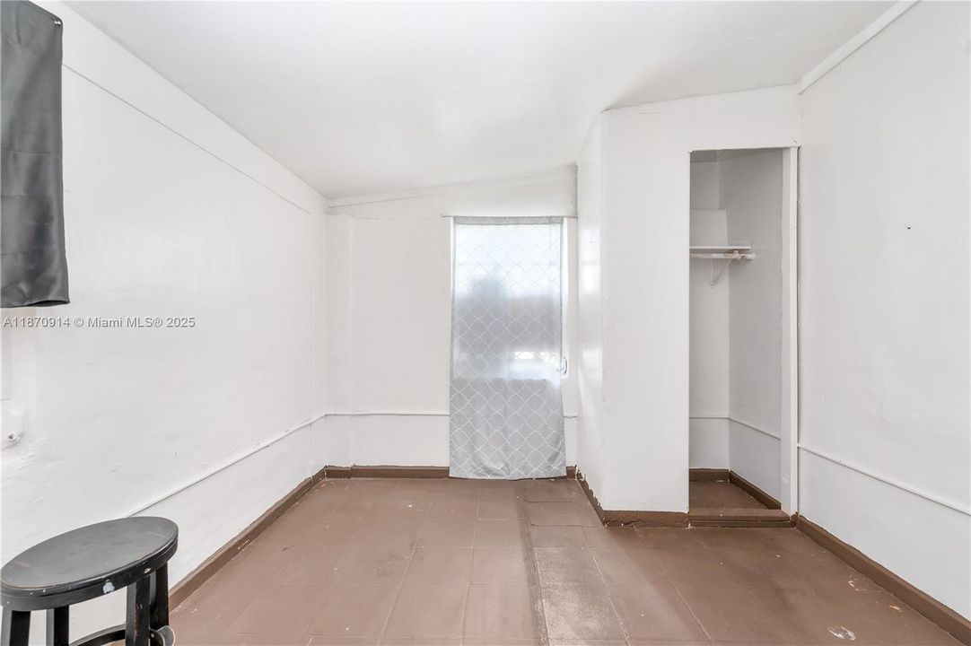 待售: $679,900 (0 贝兹, 0 浴室, 2318 平方英尺)