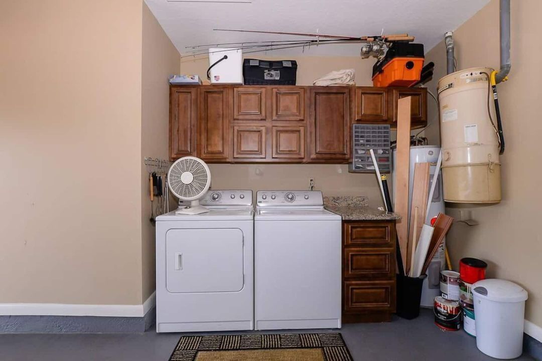 CONCH garage