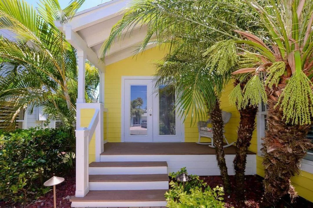 CONCH Front door