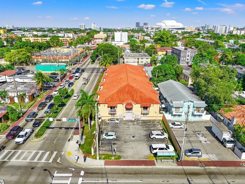 Active With Contract: $285,000 (2 beds, 2 baths, 0 Square Feet)