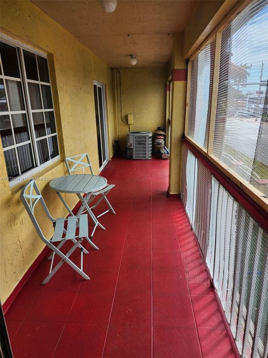 Active With Contract: $285,000 (2 beds, 2 baths, 0 Square Feet)