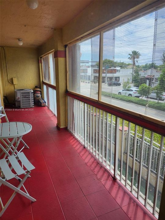 Active With Contract: $285,000 (2 beds, 2 baths, 0 Square Feet)