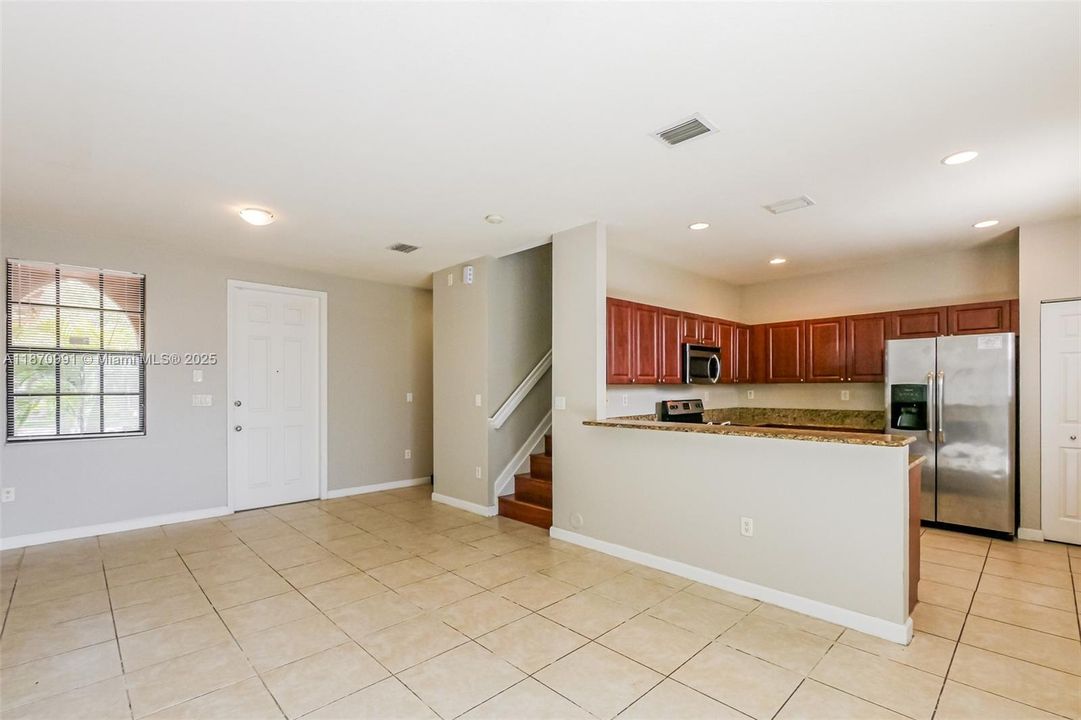 Недавно арендовано: $1,916 (3 спален, 2 ванн, 1340 Квадратных фут)