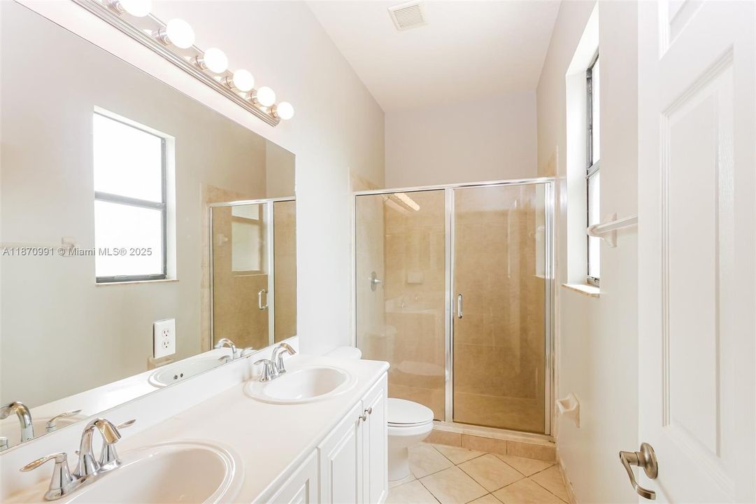 Недавно арендовано: $1,916 (3 спален, 2 ванн, 1340 Квадратных фут)