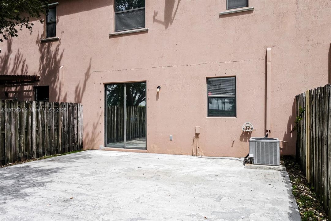 Недавно арендовано: $1,916 (3 спален, 2 ванн, 1340 Квадратных фут)