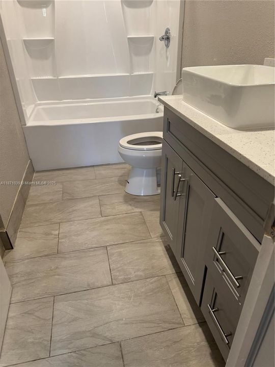 For Rent: $1,649 (3 beds, 1 baths, 1600 Square Feet)