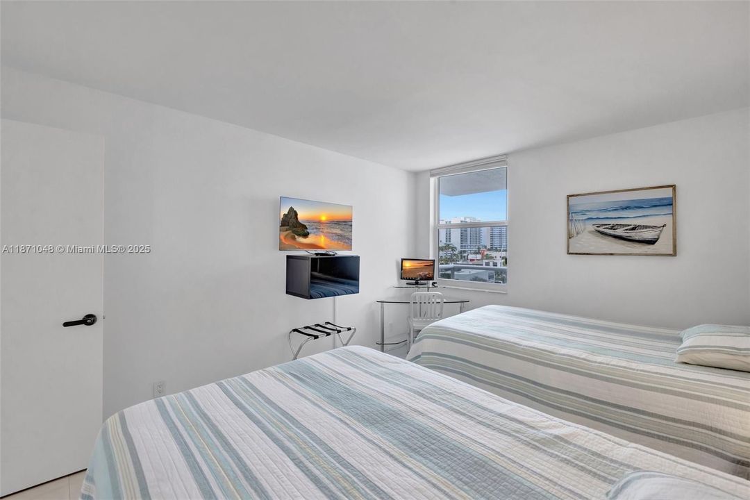 最近售出: $299,000 (2 贝兹, 2 浴室, 1144 平方英尺)