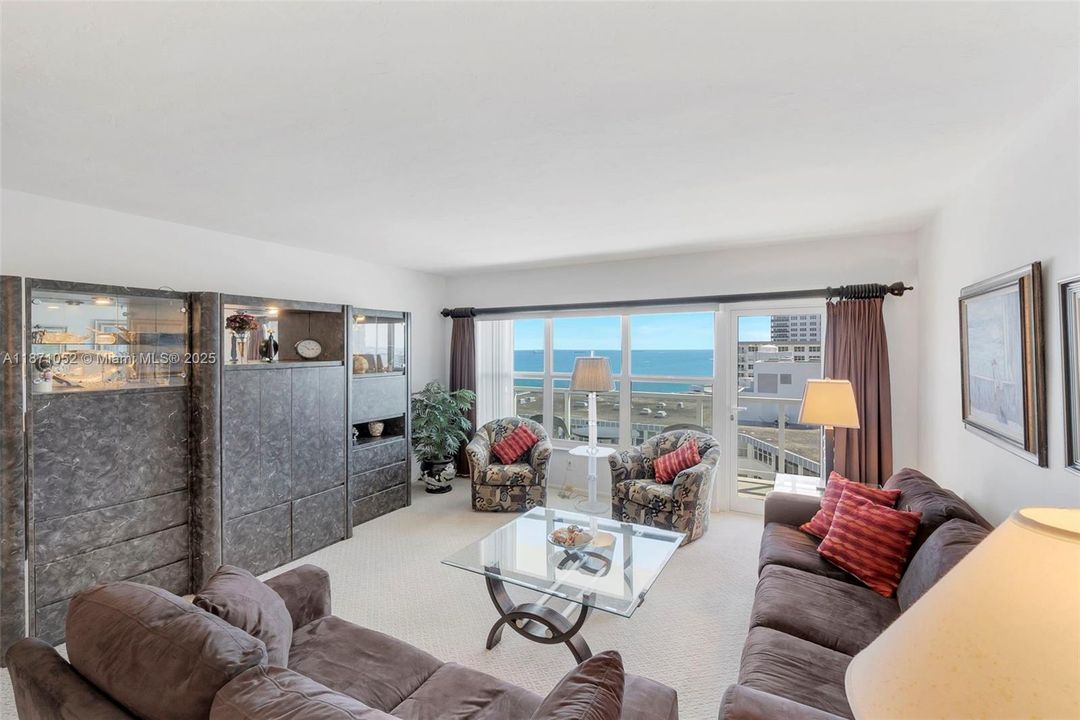 Activo con contrato: $399,900 (1 camas, 1 baños, 980 Pies cuadrados)