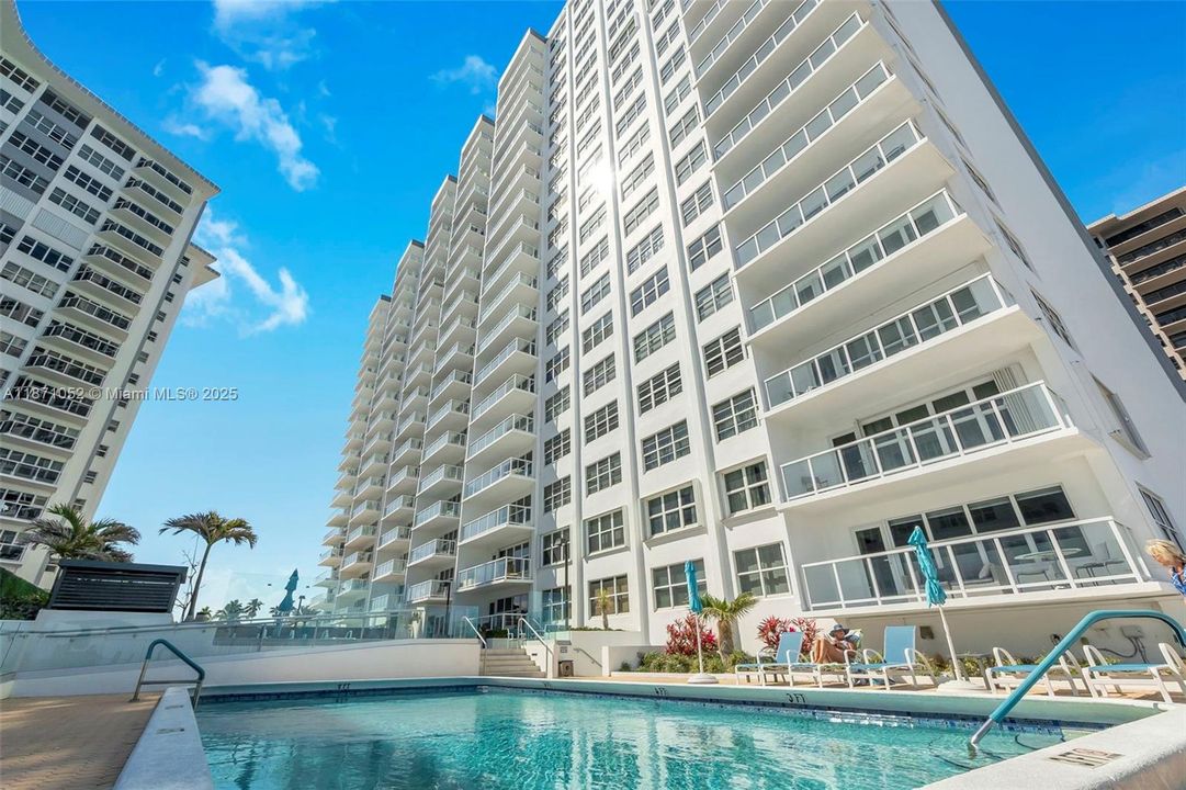 Activo con contrato: $399,900 (1 camas, 1 baños, 980 Pies cuadrados)