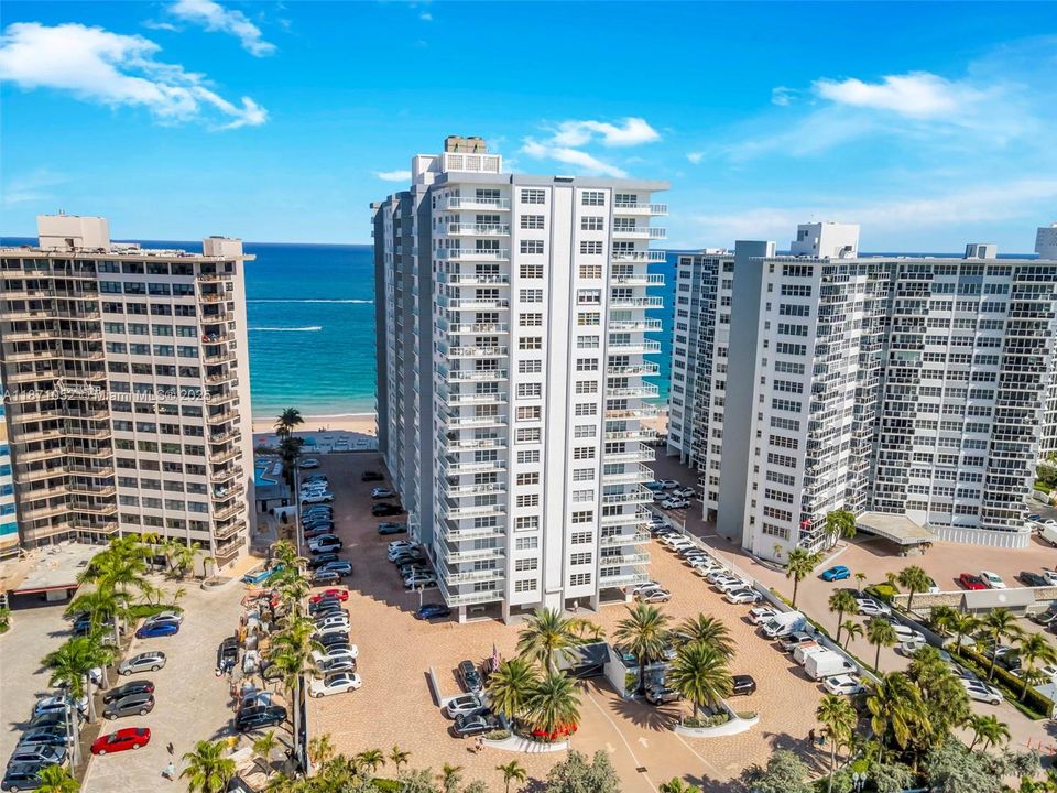 Activo con contrato: $399,900 (1 camas, 1 baños, 980 Pies cuadrados)