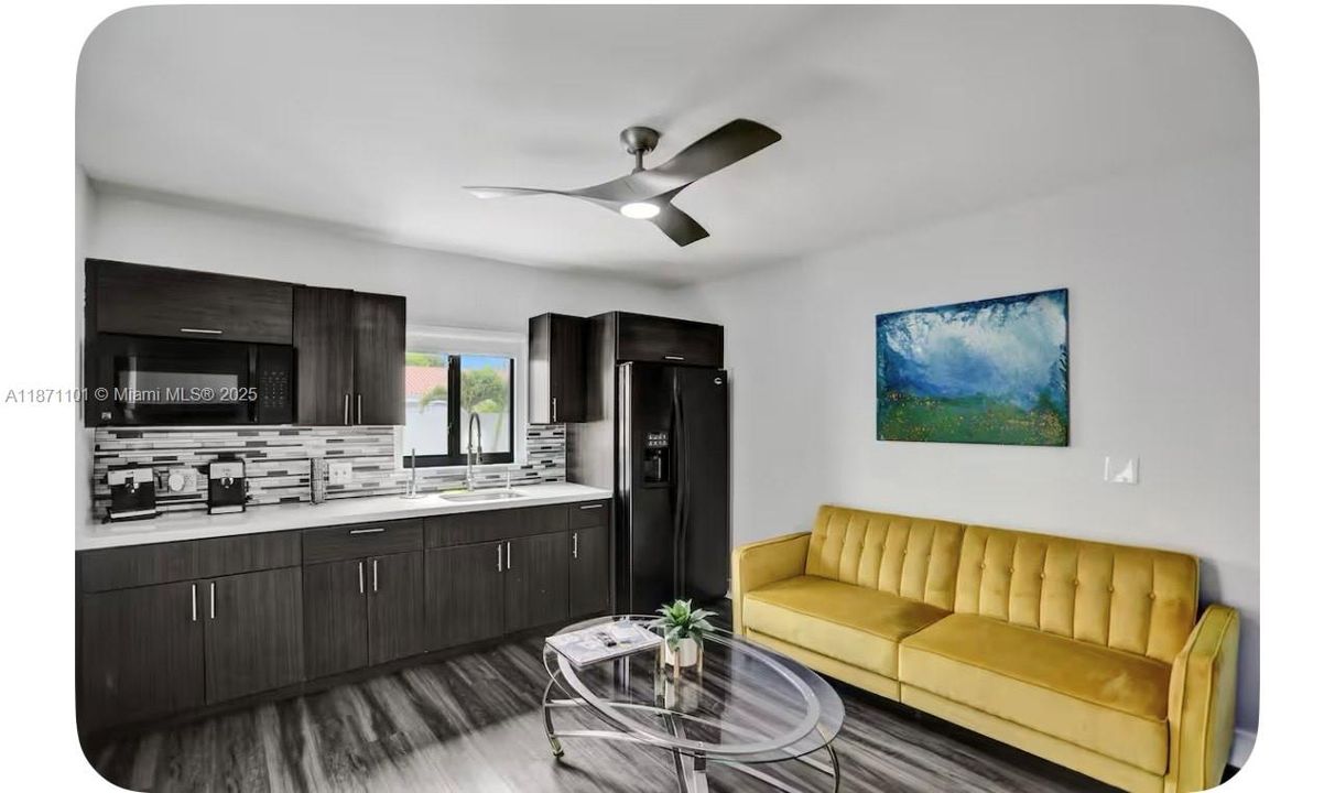 В аренду: $12,500 (6 спален, 4 ванн, 3499 Квадратных фут)