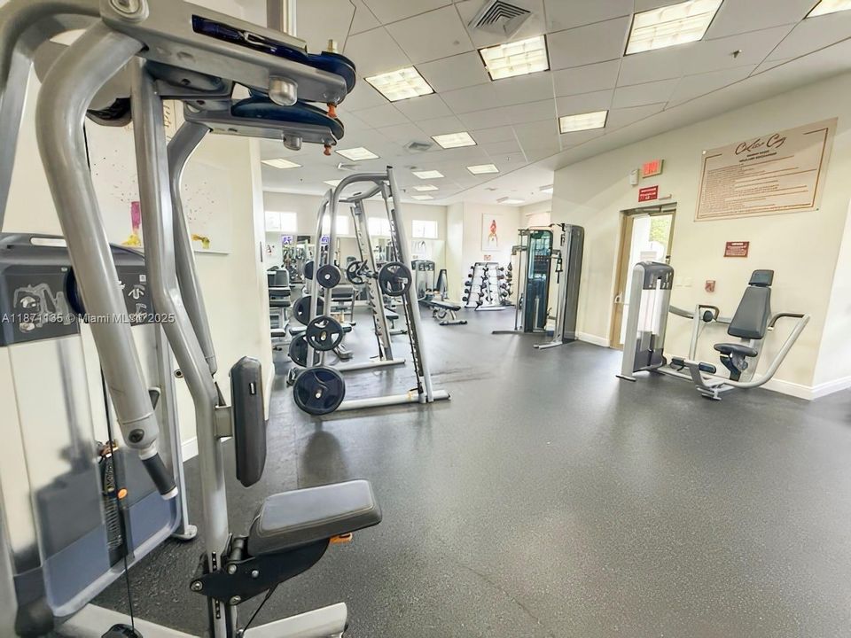 For Sale: $1,399,000 (5 beds, 4 baths, 3945 Square Feet)