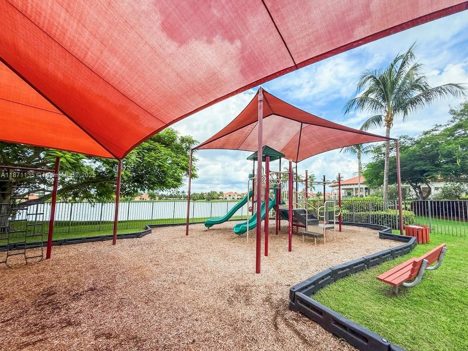 For Sale: $1,399,000 (5 beds, 4 baths, 3945 Square Feet)