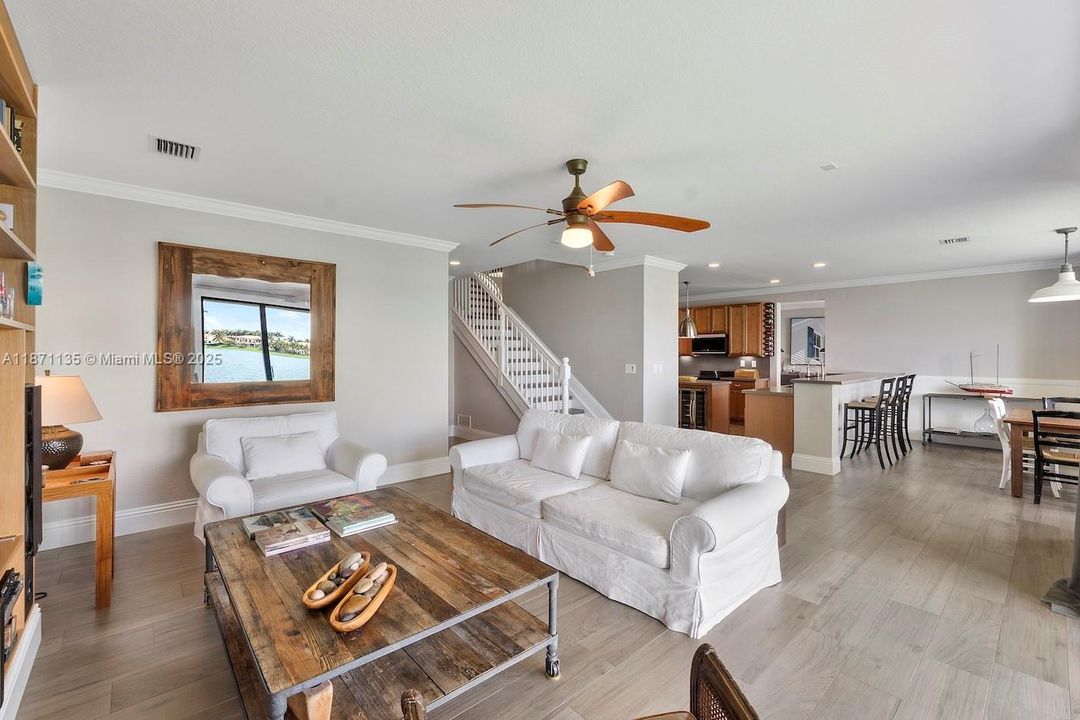 For Sale: $1,399,000 (5 beds, 4 baths, 3945 Square Feet)