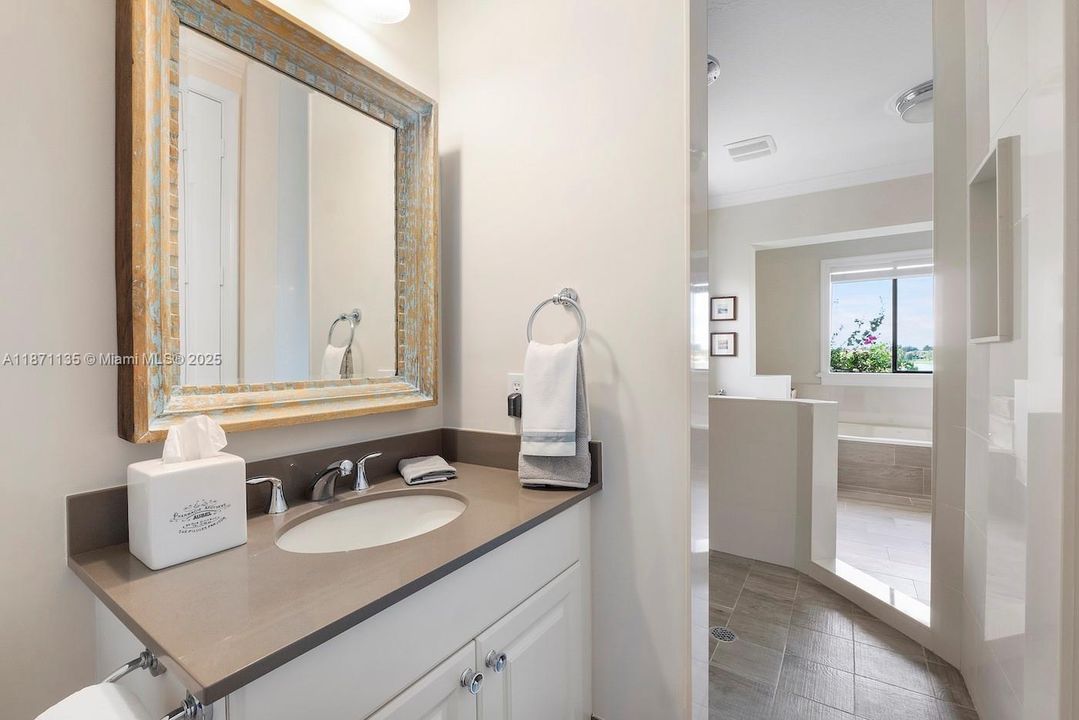 For Sale: $1,399,000 (5 beds, 4 baths, 3945 Square Feet)