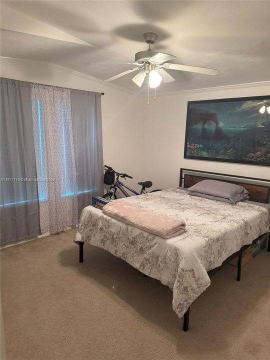 For Sale: $145,000 (3 beds, 2 baths, 7672 Square Feet)