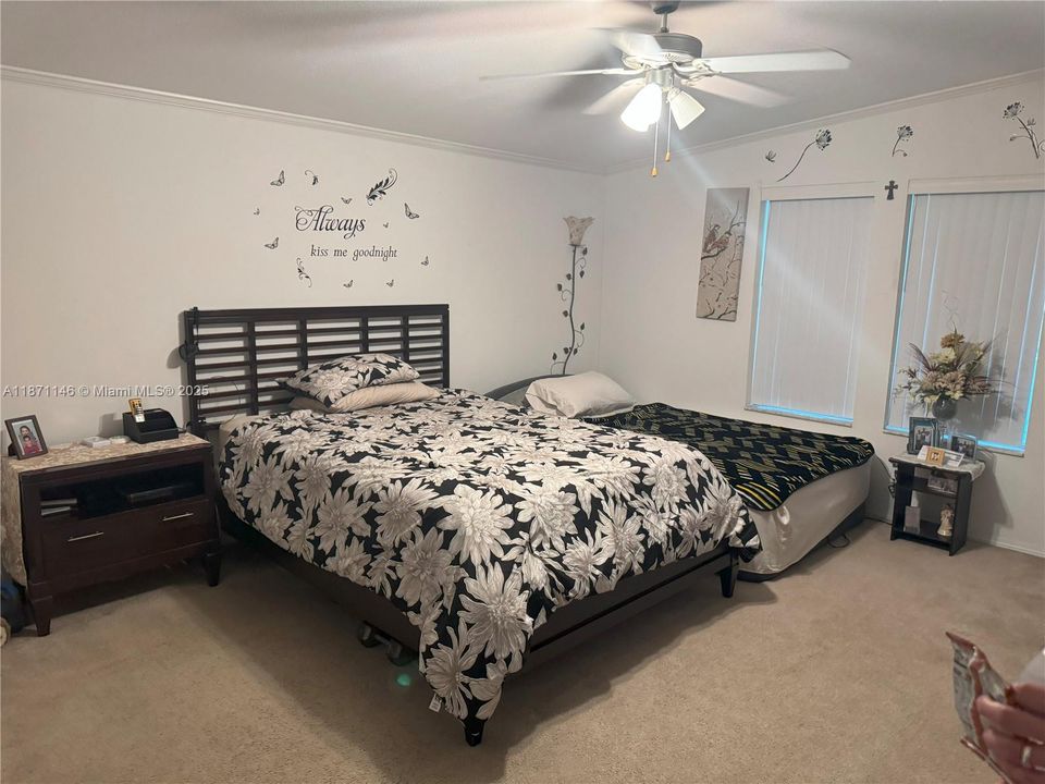 For Sale: $145,000 (3 beds, 2 baths, 7672 Square Feet)