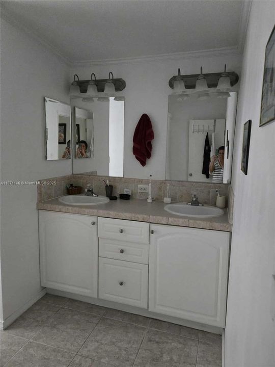 For Sale: $145,000 (3 beds, 2 baths, 7672 Square Feet)