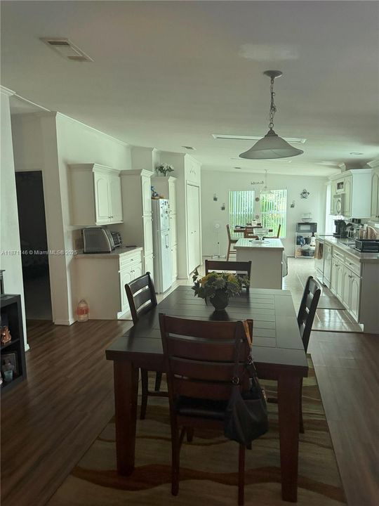 For Sale: $145,000 (3 beds, 2 baths, 7672 Square Feet)