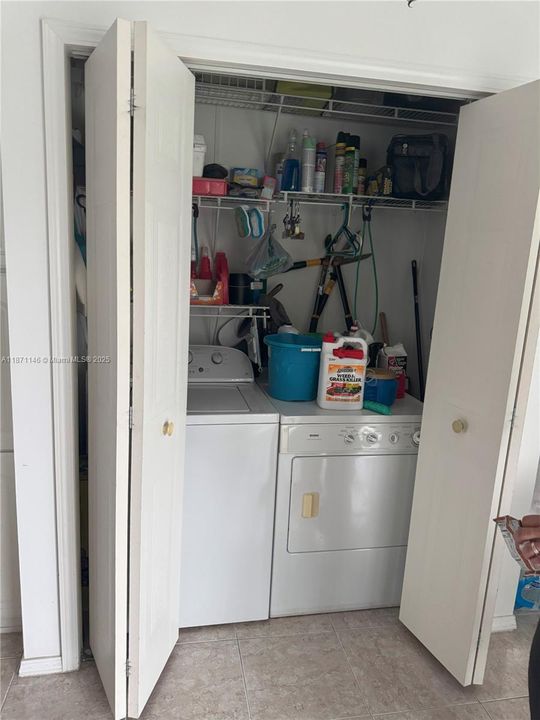 For Sale: $145,000 (3 beds, 2 baths, 7672 Square Feet)