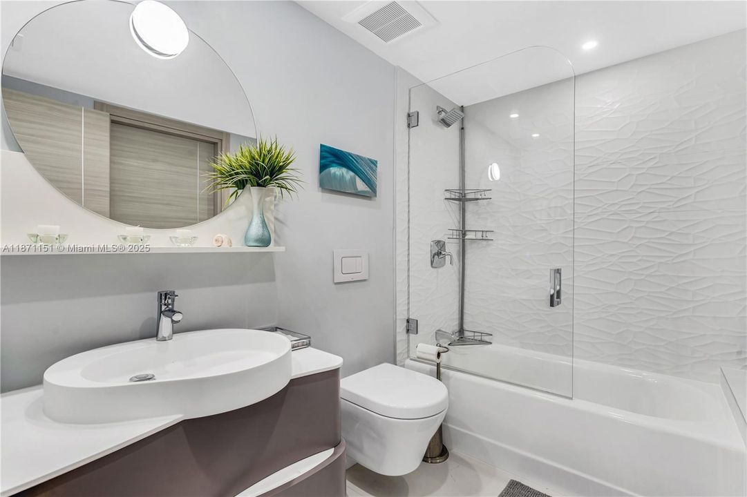 For Sale: $2,500,000 (4 beds, 4 baths, 2540 Square Feet)