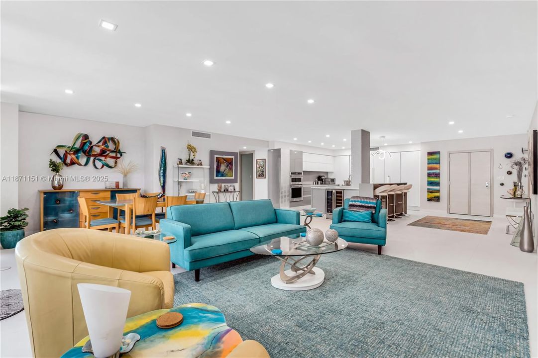 For Sale: $2,500,000 (4 beds, 4 baths, 2540 Square Feet)