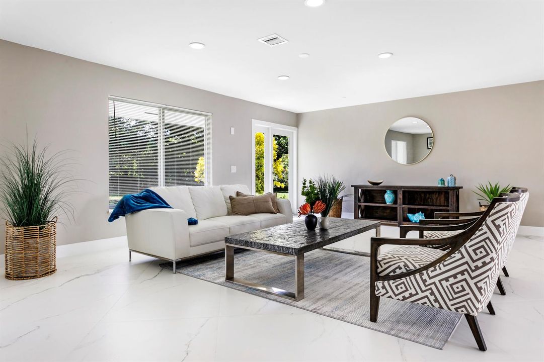 14-Living Area