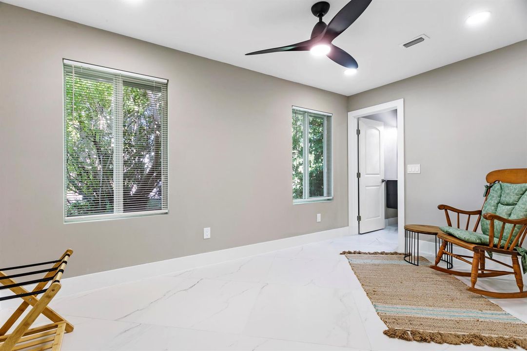 26-Versatile BR, Den, Office