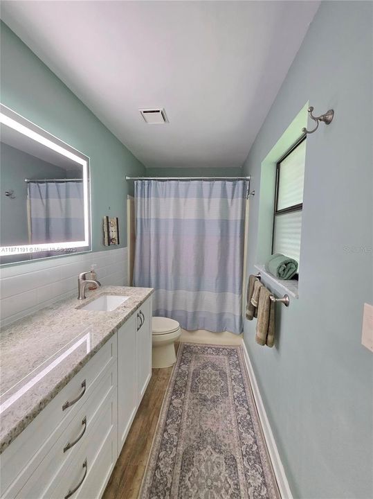 En Venta: $399,900 (2 camas, 2 baños, 1408 Pies cuadrados)