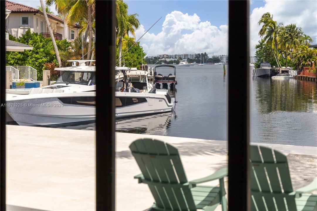 Active With Contract: $4,700,000 (4 beds, 4 baths, 2938 Square Feet)