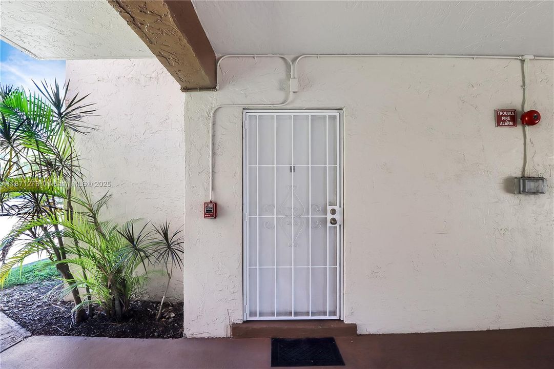 На продажу: $212,500 (1 спален, 1 ванн, 650 Квадратных фут)