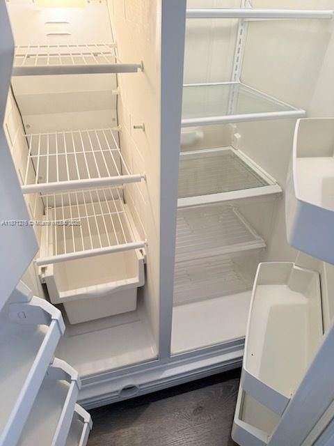 最近租的: $1,800 (1 贝兹, 1 浴室, 623 平方英尺)