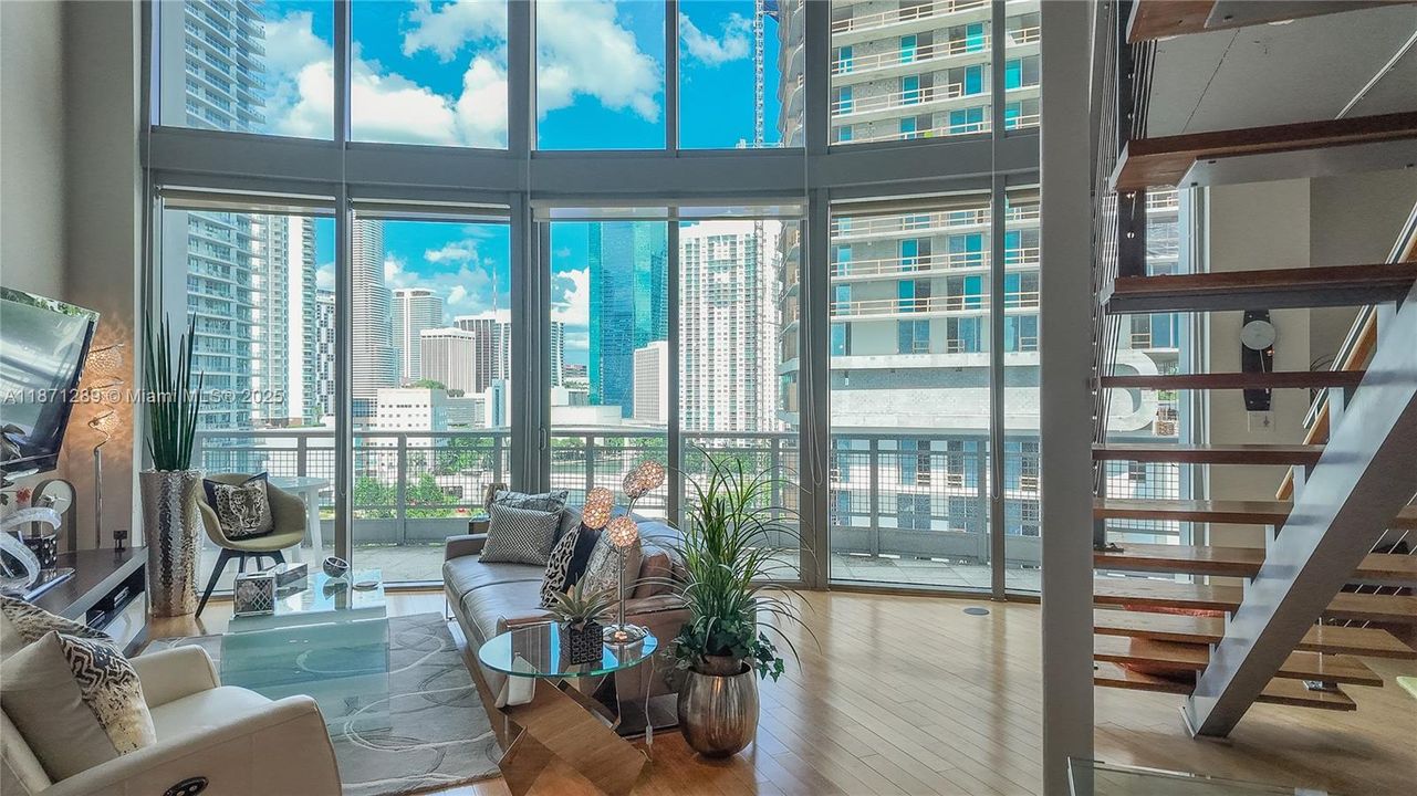 待售: $600,000 (2 贝兹, 2 浴室, 1284 平方英尺)