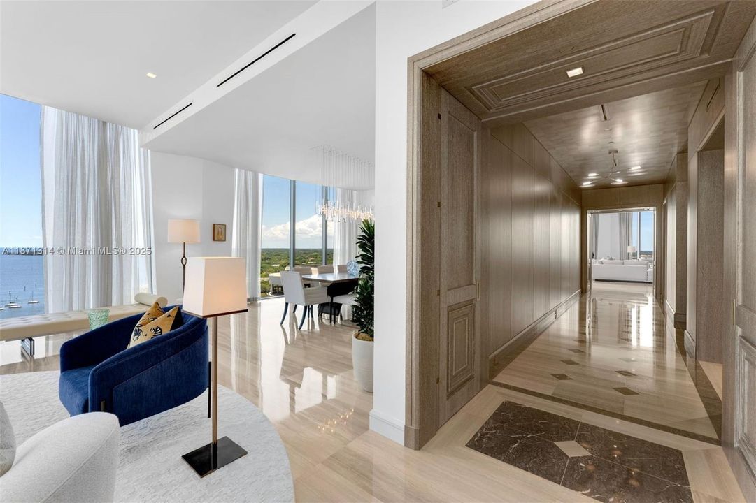 待售: $17,850,000 (4 贝兹, 4 浴室, 4786 平方英尺)