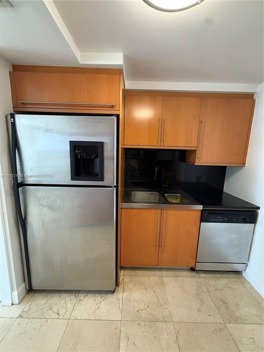 На продажу: $760,000 (1 спален, 1 ванн, 808 Квадратных фут)